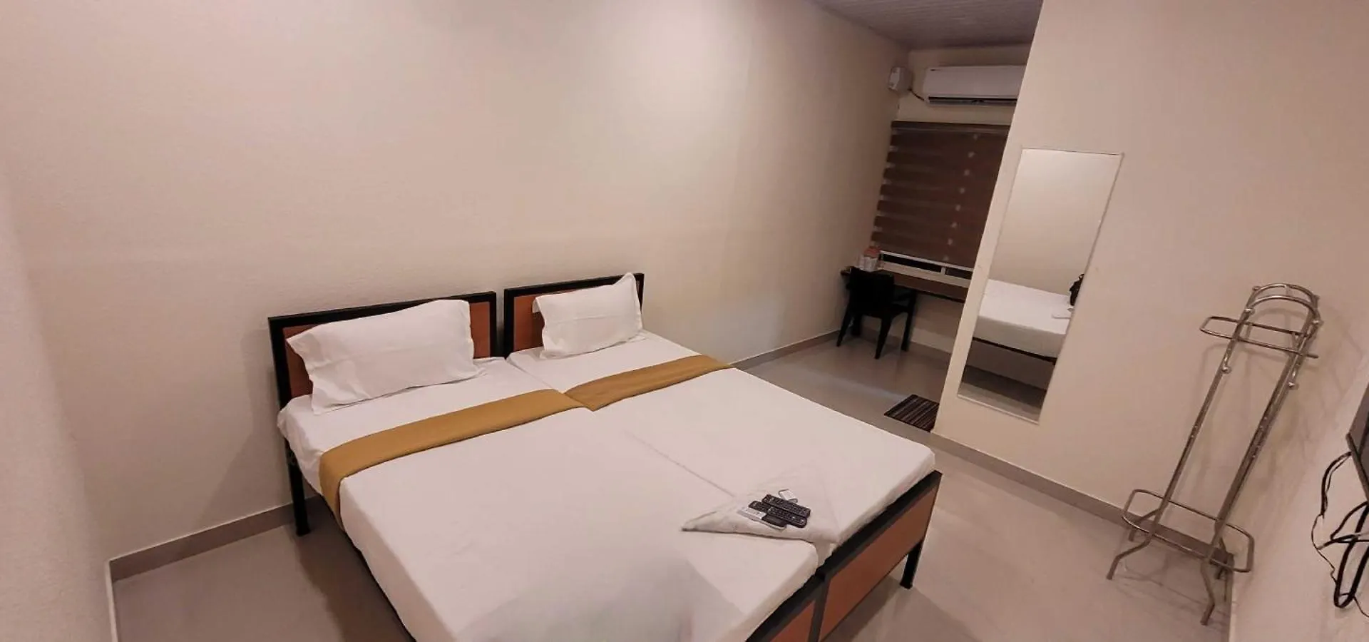 **** Отель Townhouse Green Field Stadium Karyavattom Тривандрум Индия